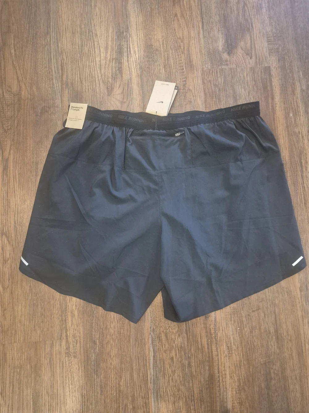 NEW Nike Black Men's Dri-FIT Stride 7